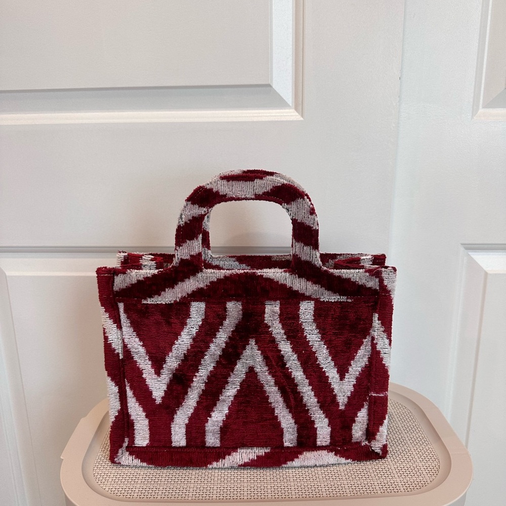 Alara the Label Mini Tote in Red Flame - Picture 3 of 6